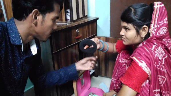 Desi Indian Couple Romantic By -vinodshorts - hclips.com - India on freevids.org