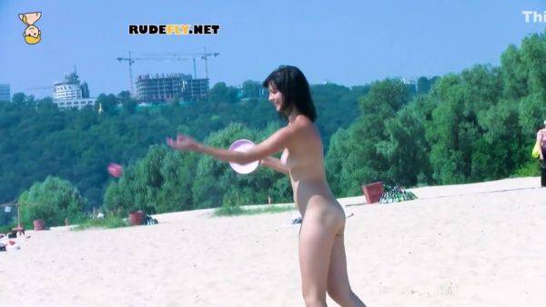 An Adorable Nudist Girls - hotmovs.com on freevids.org