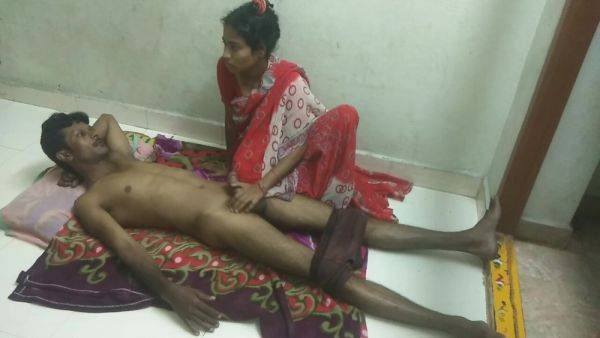 Married Indian Wife Amazing Rough Sex On Her Anniversary Night - Telugu Sex - hclips.com - India on freevids.org