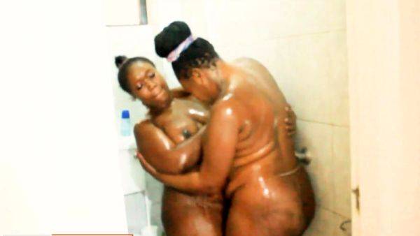 Black BBW Lesbians Wet Pussy Fingering and Licking - drtuber.com on freevids.org