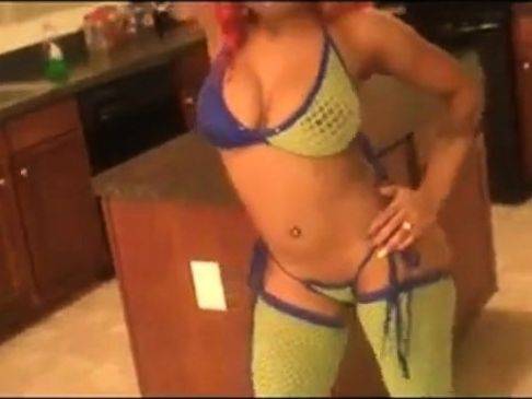 Shawty Redd Sexy ASS Twerk in Kitchen - Ameman - drtuber.com on freevids.org