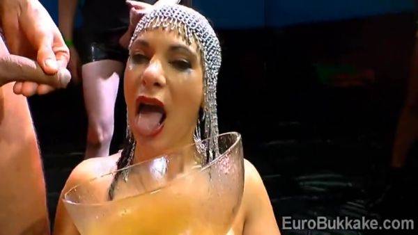 Filthy European Hottie Goes Wild While The Golden Rain - hclips.com on freevids.org