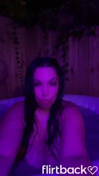 Brunnette flashing her boobs at the hot tub - hotmovs.com on freevids.org