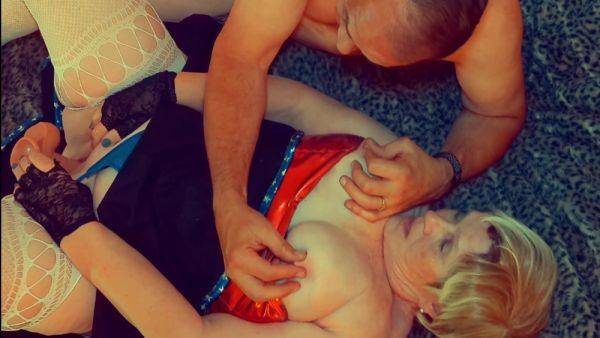 Patriotic Granny Cums By Vibrator & Cock -c5 - hclips.com - Usa on freevids.org