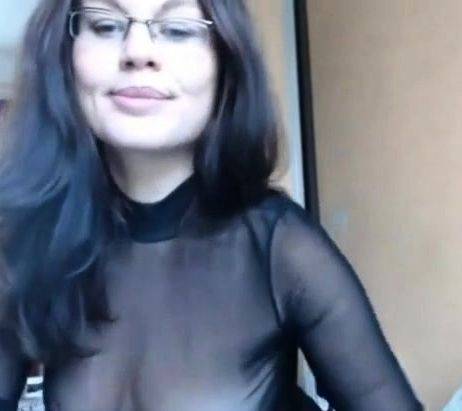 Naughty Secretary gets naked for you - drtuber.com on freevids.org