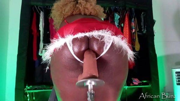 Ebony College Dropout Finds Job Riding And Twerking On Huge Dongs Online This Christmas - upornia.com on freevids.org