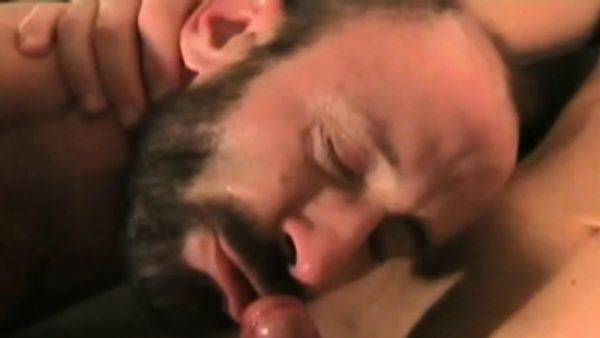 Amateur German jock cums after assfucked - drtuber.com - Germany on freevids.org