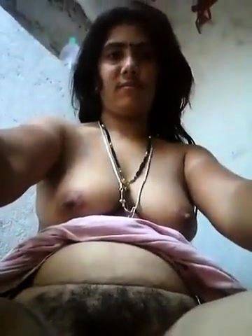 नहाते वक्त हाउसवाइफ - drtuber.com - India on freevids.org