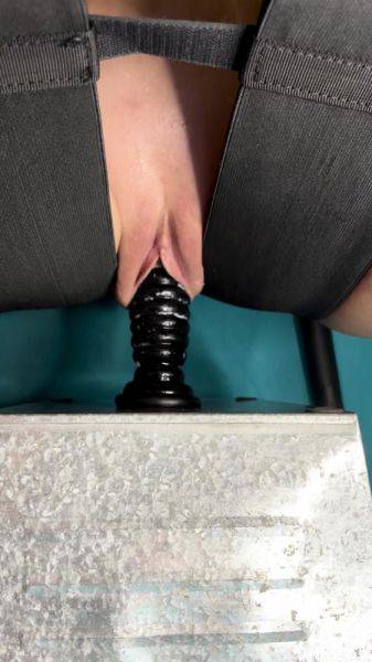 Piss fetish WAM gal solo toys - drtuber.com on freevids.org