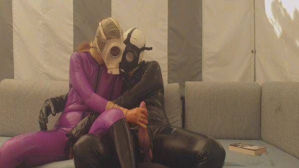 Pavillon Fuck - hclips.com on freevids.org