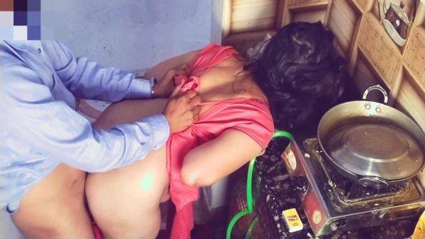 Sagi Chachi Ki Jabardast Chodai - desi-porntube.com - India on freevids.org