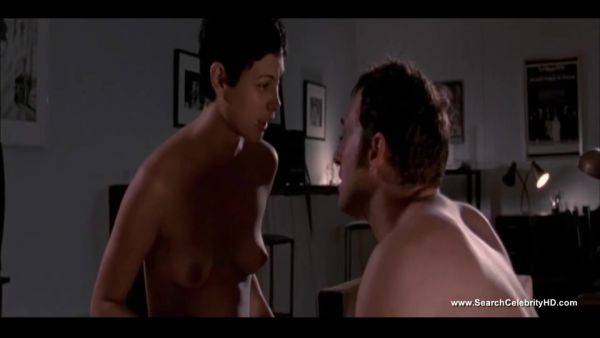 Nude Compilation - Morena Baccarin - upornia.com on freevids.org