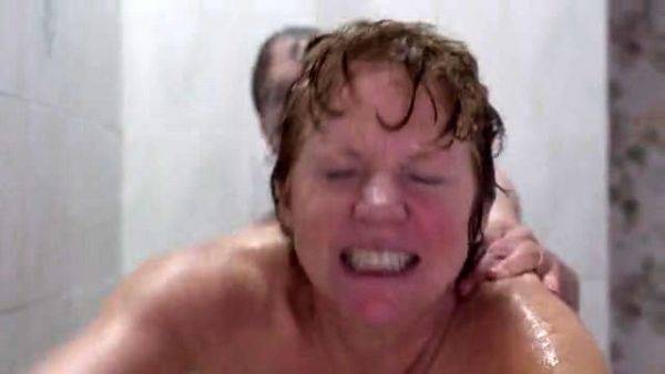 Becky Ann Baker shower sex - drtuber.com on freevids.org