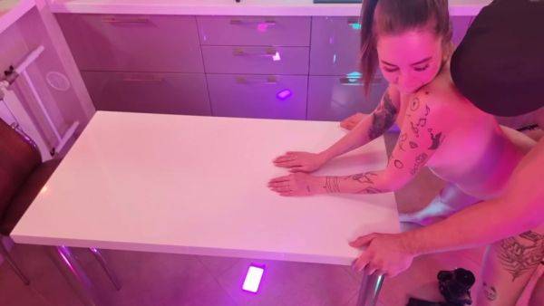 Pretty Mary In Novoe Sensacionnoe Video S Topovoi Modelu I Ya Ee Zhestko Trahnul !!! By Eros Gold - hotmovs.com on freevids.org