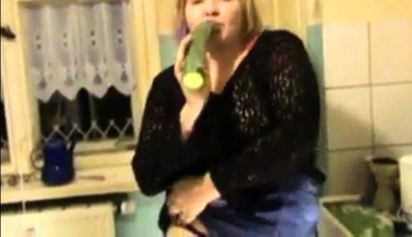 Maria Schaefer bei der Leipziger Messe - drtuber.com - Russia on freevids.org