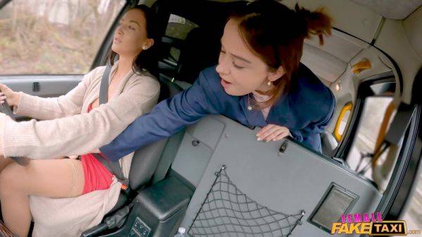 Minni Joy and Zuzu Sweet fucking passionately in the car - xtits.com - Australia - Czech Republic on freevids.org