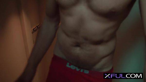 XFUL Yoga trainer with Roxy Richie - hotmovs.com on freevids.org