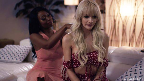 Smooth oral sex makes these fine ladies reach the orgasm together - hellporno.com on freevids.org