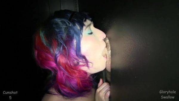 Natalies 2nd Glory Hole Visit - videomanysex.com on freevids.org