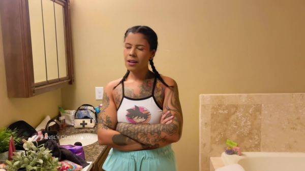 Pretty Face - Fucking My Step Bro For My Edc Ticket - hclips.com on freevids.org