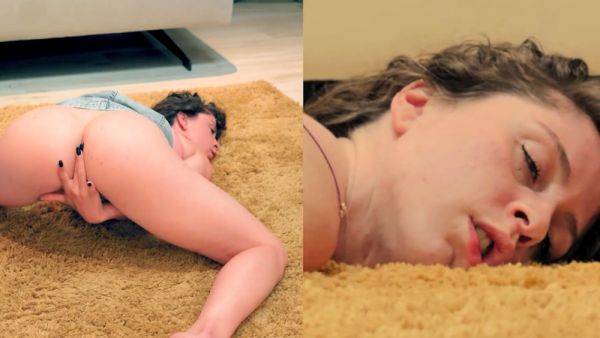 Ersties Join Arden As She Fingers Her Tight Pussy - drtuber.com - Germany on freevids.org