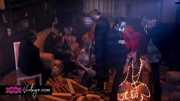 Incredible Porn Clip Lingerie Only For You - hotmovs.com - France on freevids.org