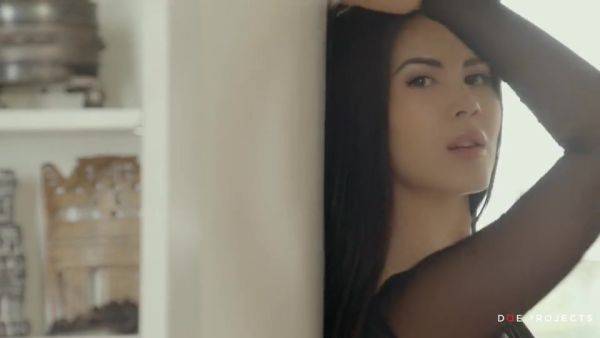 Lustful Lady Dee Crazy Sex Video - videomanysex.com on freevids.org