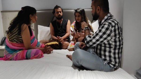 Mature Indian Aunty Teaching Her Young Lover How To Do Sex - hclips.com - India on freevids.org