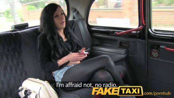 Watch this amateur babe swallow taxi driver's jizz in public! - sexu.com on freevids.org