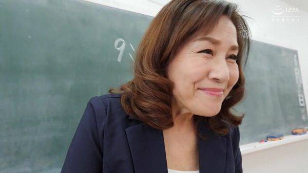 Hot Japonese Mature 0000000039 - txxx.com on freevids.org