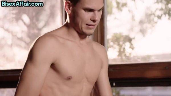 Bisexuals enjoy fucking in threeway with nasty bitch - hotmovs.com on freevids.org