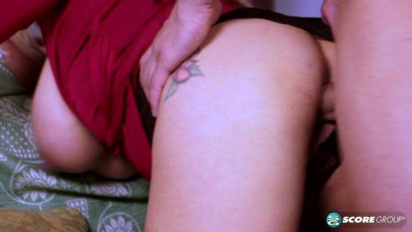 Big Boobs & Sexy Feet - hotmovs.com on freevids.org