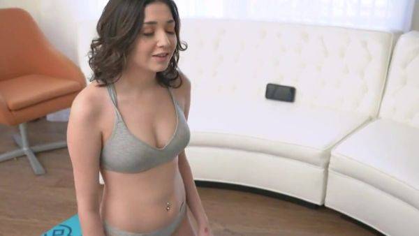 Horny step sis caught masturbating - upornia.com on freevids.org