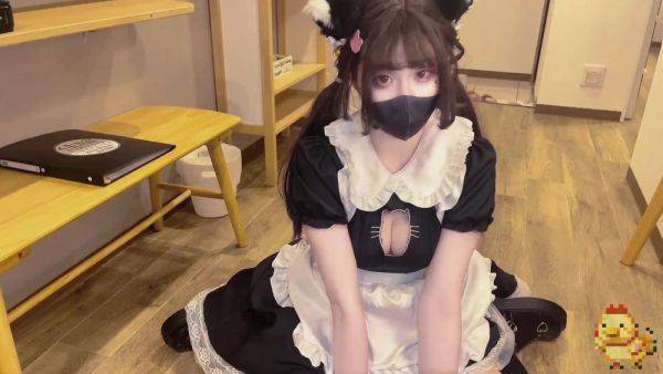 Chinese maid sits on master's face and begs to fuck her - anysex.com on freevids.org