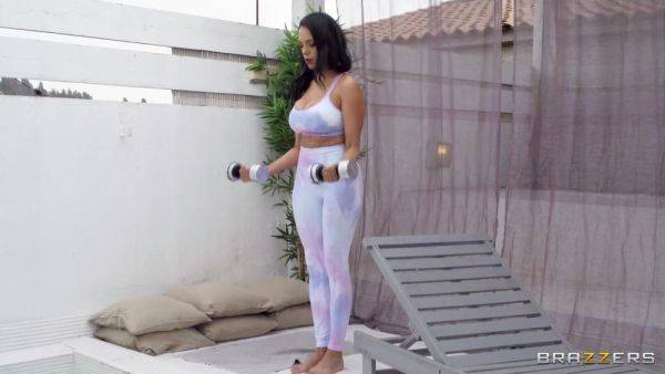 Busty Latina babe slides on big cock with her soaking pussy - anysex.com on freevids.org