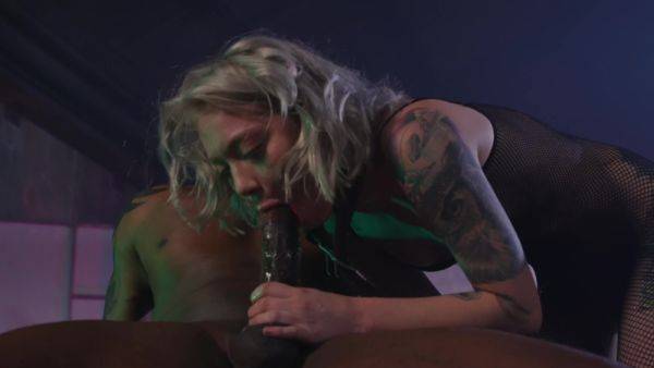 Strong hardcore with a black bull grants this submissive whore the best facial - xbabe.com on freevids.org