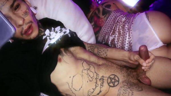 My Dick Get Hard Next To My Stepdaughter And I Fingering Her Ass - hclips.com on freevids.org