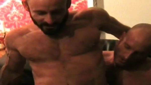 German amateur hunk barebacked by BF - drtuber.com on freevids.org