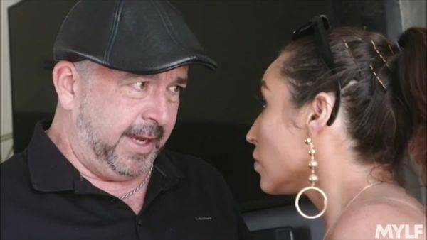 Freaky Vacation - MYLF - hotmovs.com on freevids.org