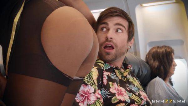 LaSirena69 and Hazel Grace pleasuring lucky dude on plane - xhand.com on freevids.org