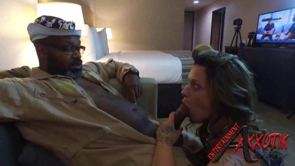 Cover Her Face With That Bbc Nutjuice - hclips.com on freevids.org