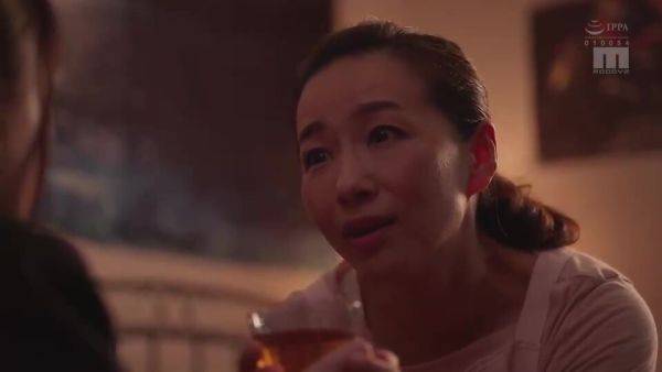 XVLN7 Awesome Asian cool OH YEAH - senzuri.tube on freevids.org