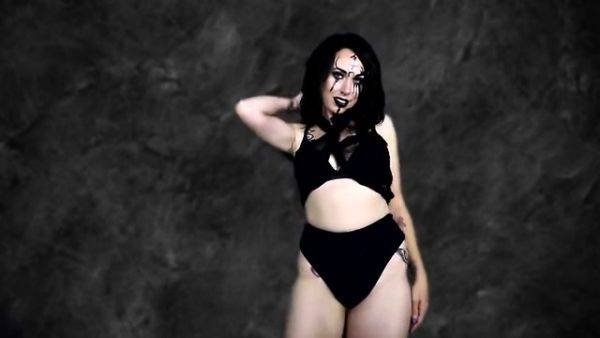 Kendall Olsen - Bow To Your God - drtuber.com on freevids.org