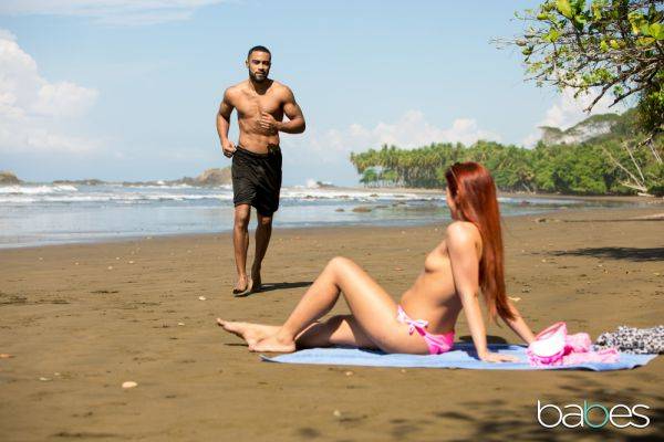 Gala Brown pleasures sporty black dude on the beach - xhand.com on freevids.org