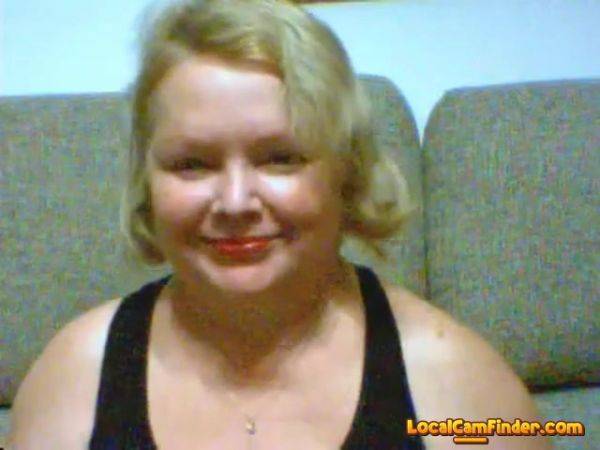 Beautiful Granny Masturbate 1 - hclips.com on freevids.org