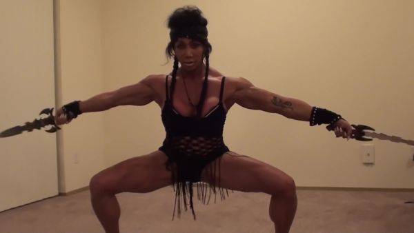 Marital Arts Female Bodybuilder Could Slice And Dice You, Kick Your Ass! - hclips.com on freevids.org