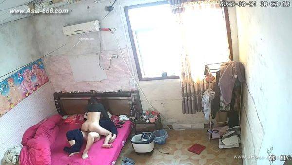 Hackers use the camera to remote monitoring of a lover's home life.592 - hclips.com - China on freevids.org