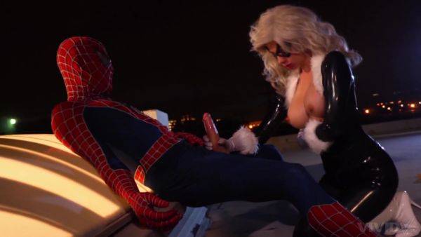 Blonde cougar dazzles with her huge tits while doing Spider Man - xbabe.com on freevids.org