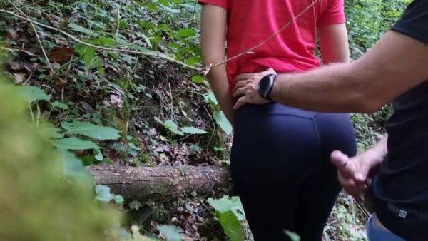 She Begged Me To Cum On Her Big Ass In Yoga Pants While Hiking, Almost Got Caught - hotmovs.com on freevids.org