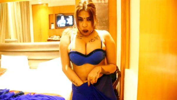 Anam Khan Desi - upornia.com - India on freevids.org